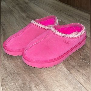 Pink Ugg Tasmans size 9